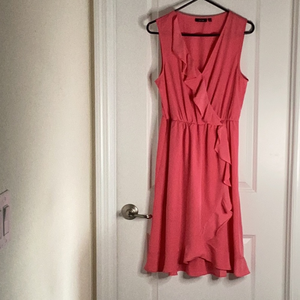 Elegant Pink Ruffle Dress